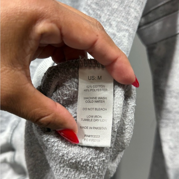 Gray Lake Tahoe Women's Sweater M - Picture 7 of 7